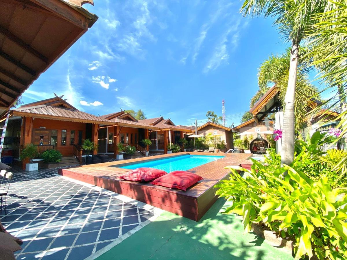 Khum Lanna Boutique Hotel Sisaket エクステリア 写真
