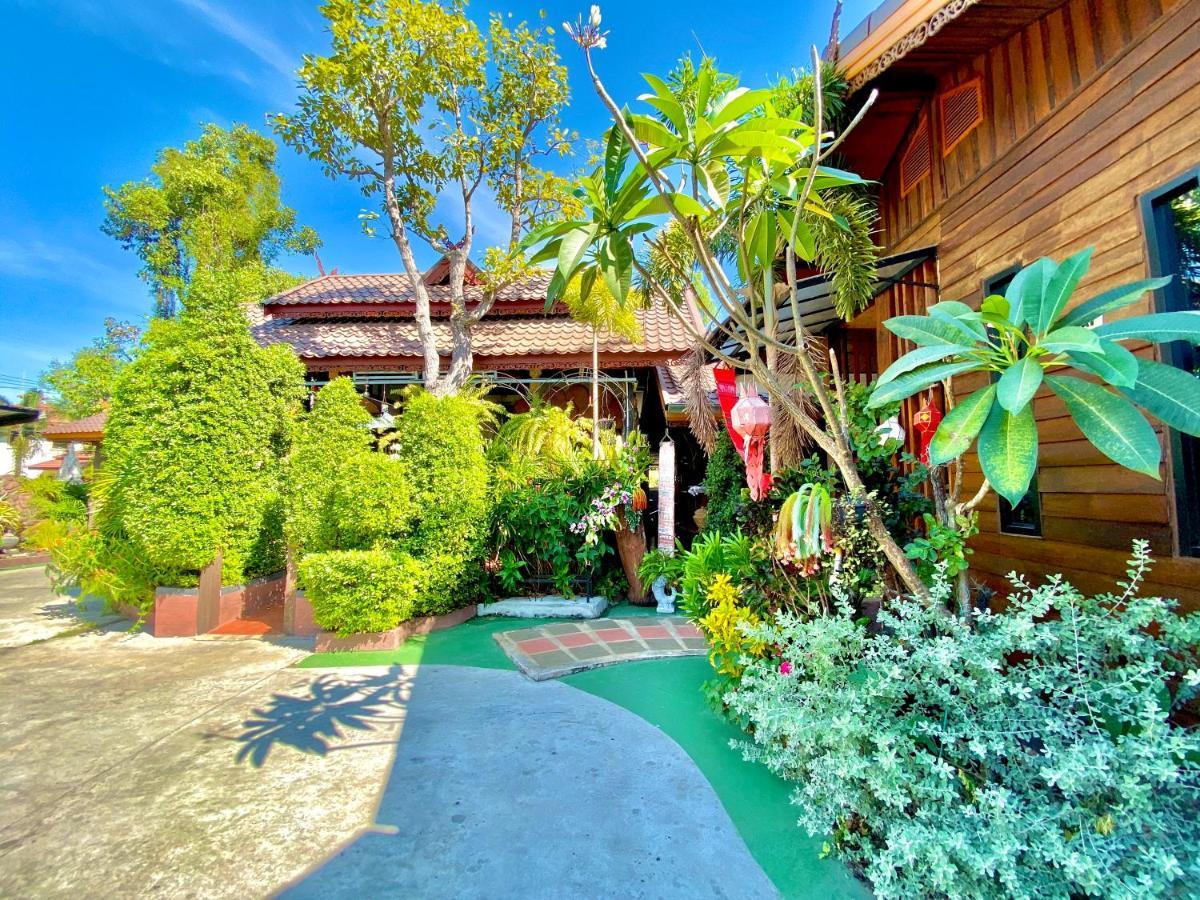 Khum Lanna Boutique Hotel Sisaket エクステリア 写真