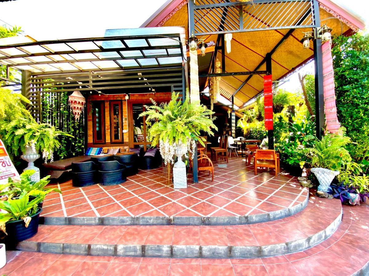 Khum Lanna Boutique Hotel Sisaket エクステリア 写真
