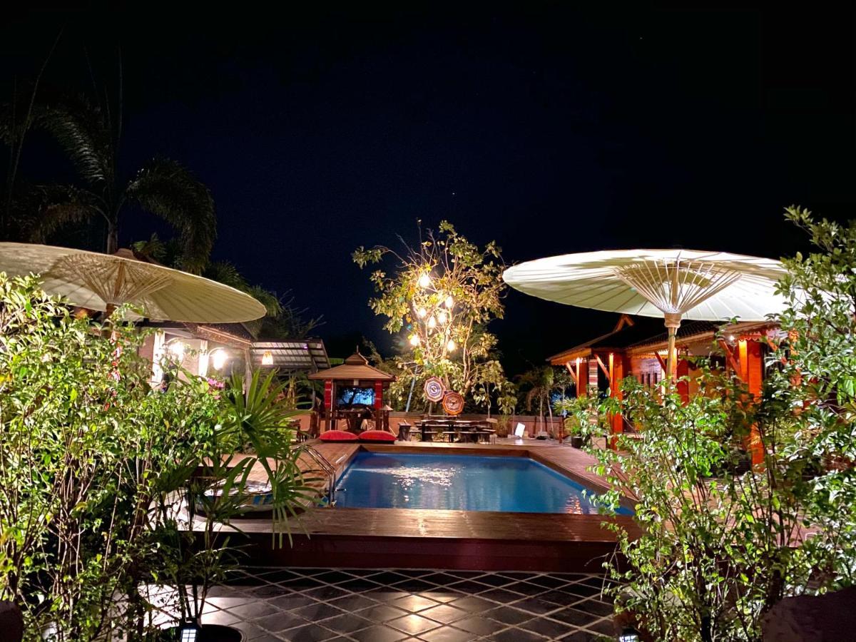 Khum Lanna Boutique Hotel Sisaket エクステリア 写真