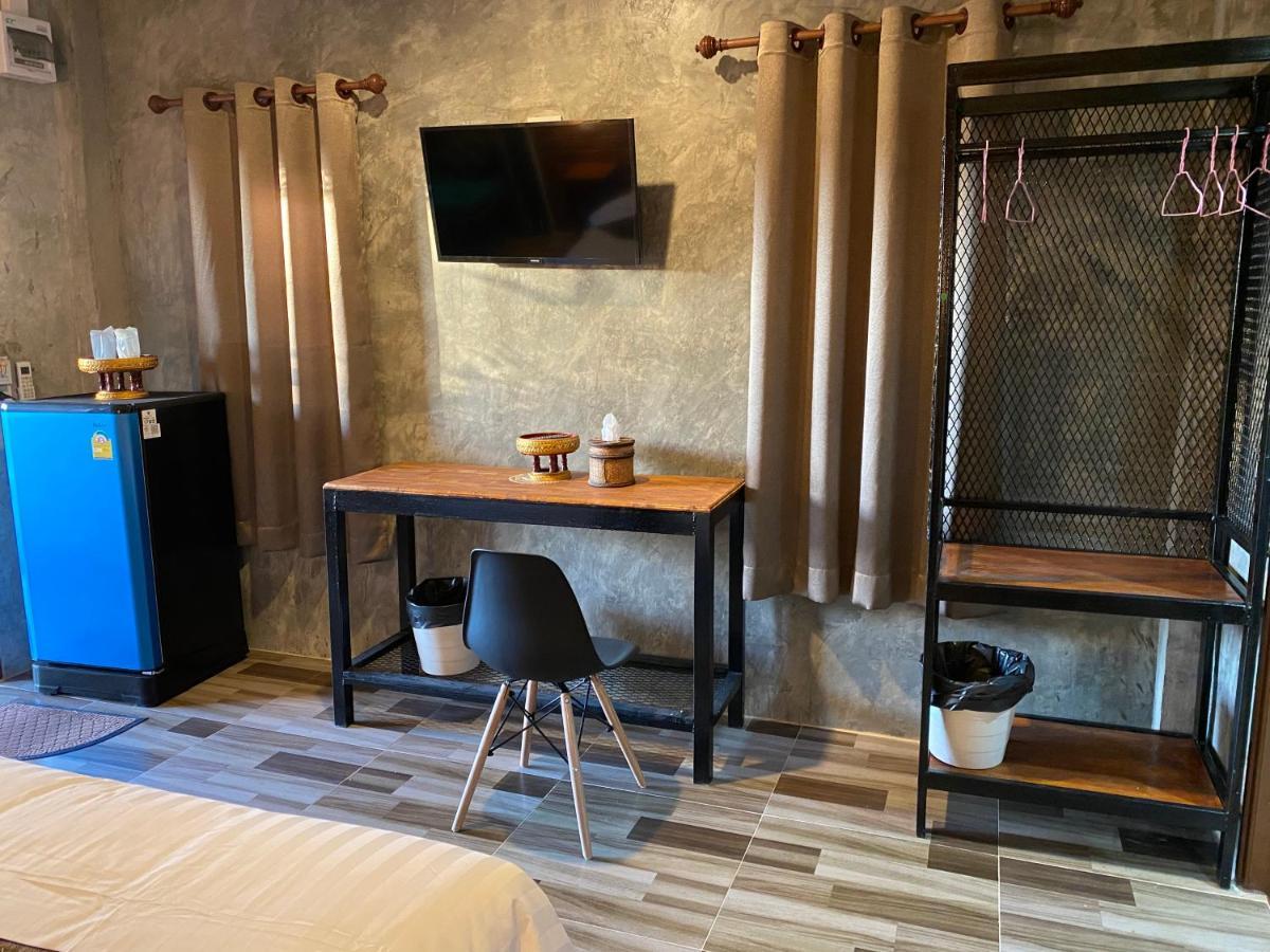 Khum Lanna Boutique Hotel Sisaket エクステリア 写真