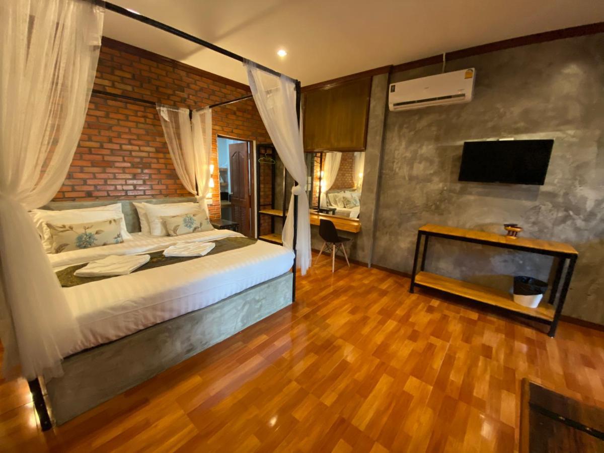 Khum Lanna Boutique Hotel Sisaket エクステリア 写真