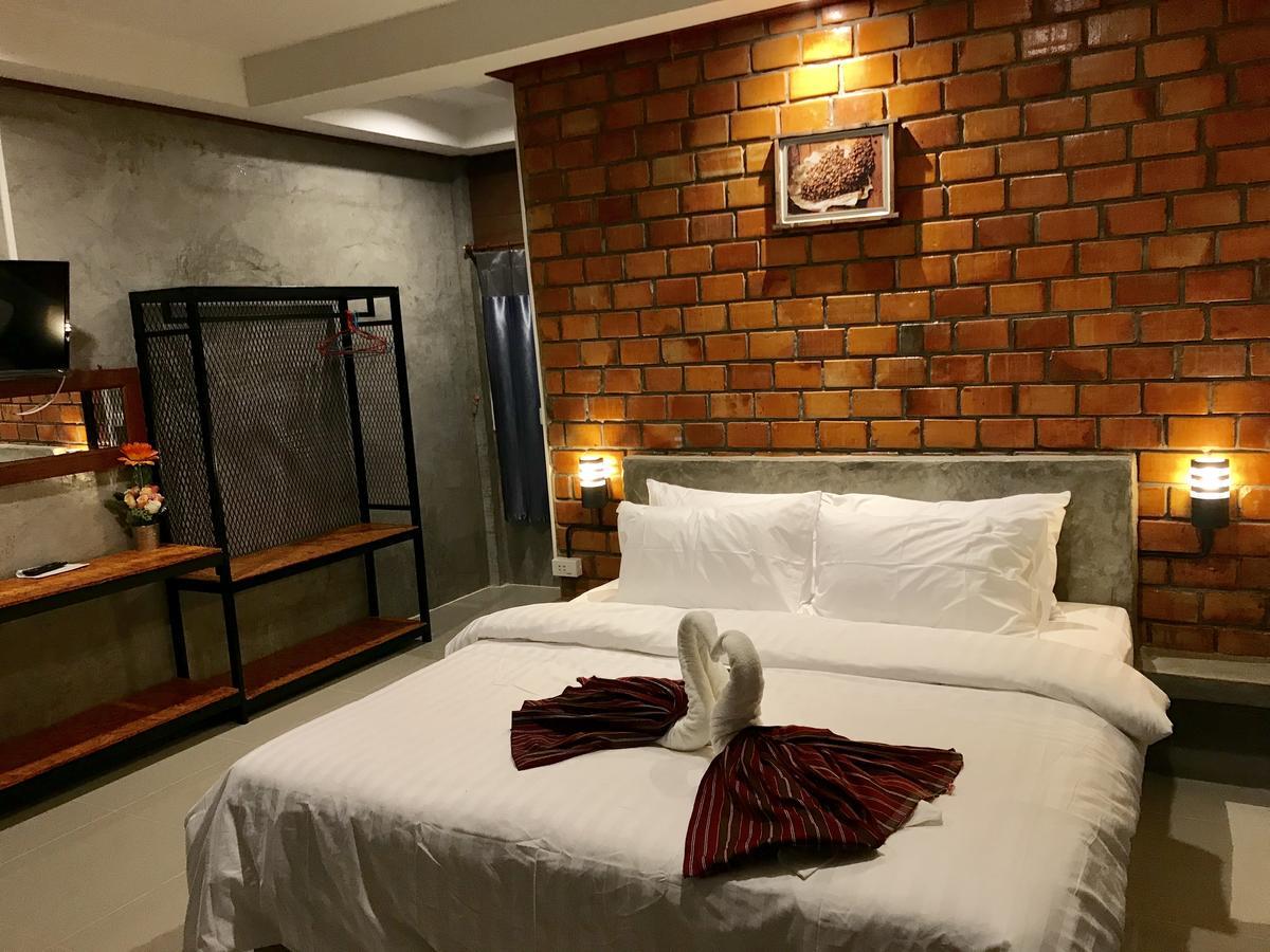 Khum Lanna Boutique Hotel Sisaket エクステリア 写真