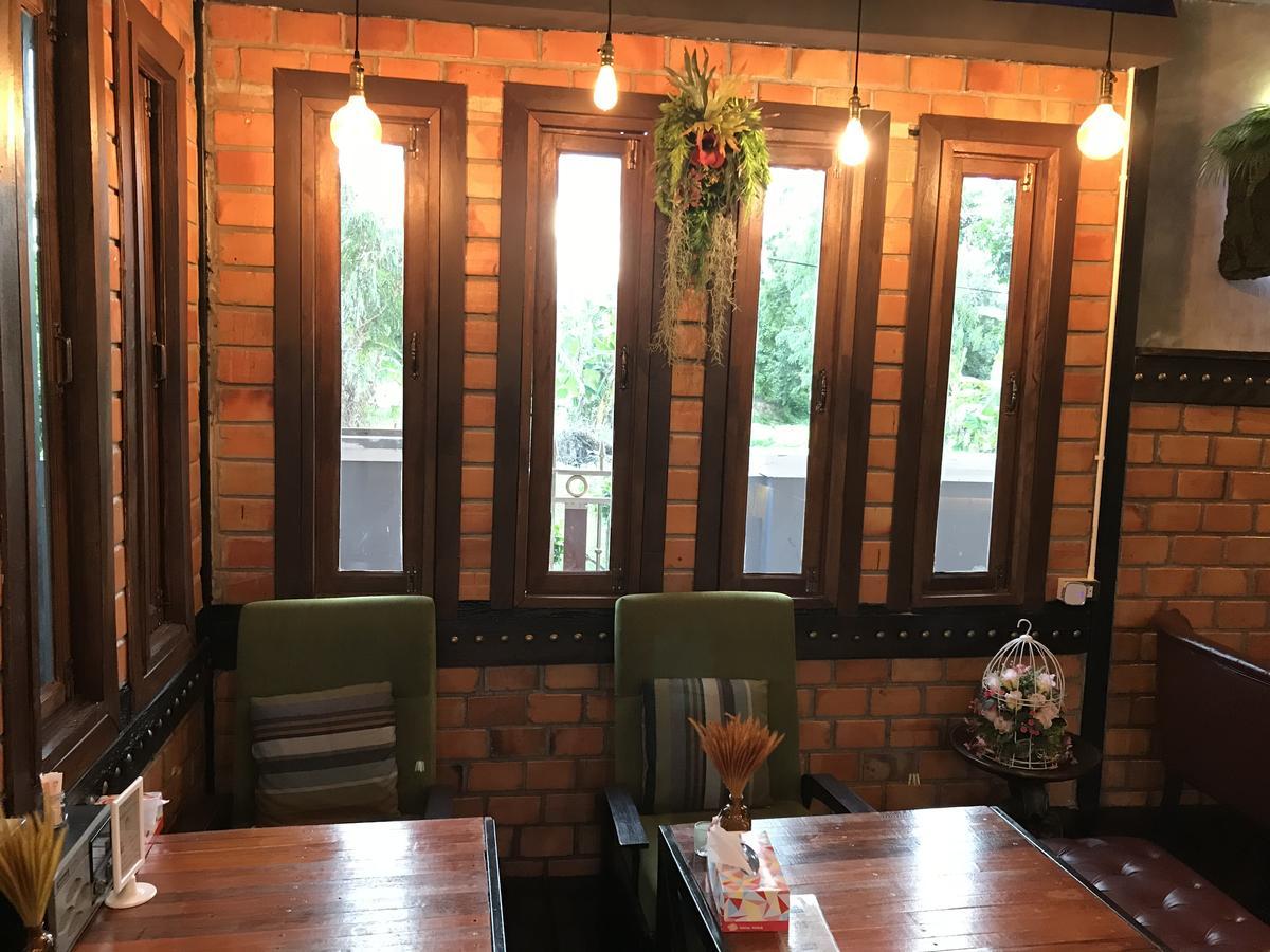 Khum Lanna Boutique Hotel Sisaket エクステリア 写真