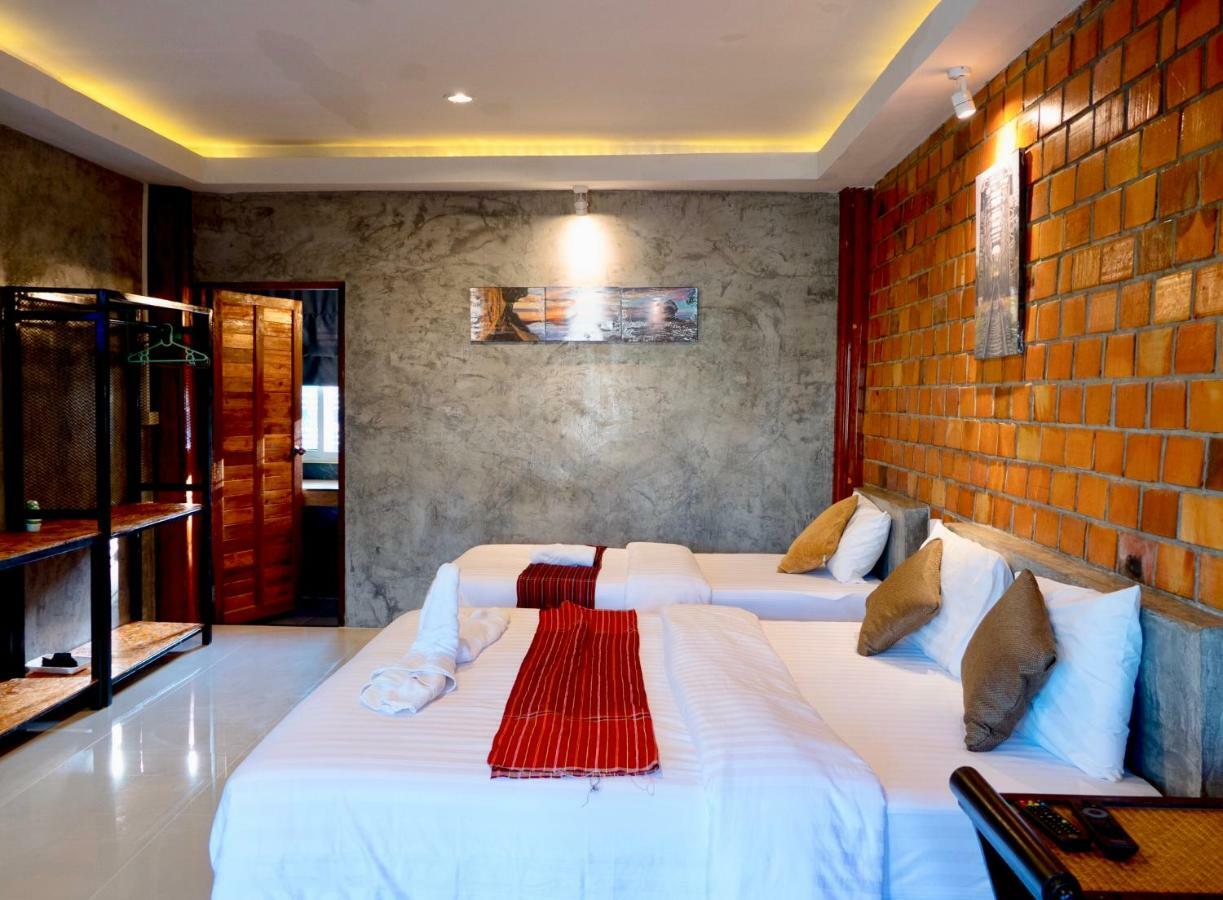 Khum Lanna Boutique Hotel Sisaket エクステリア 写真