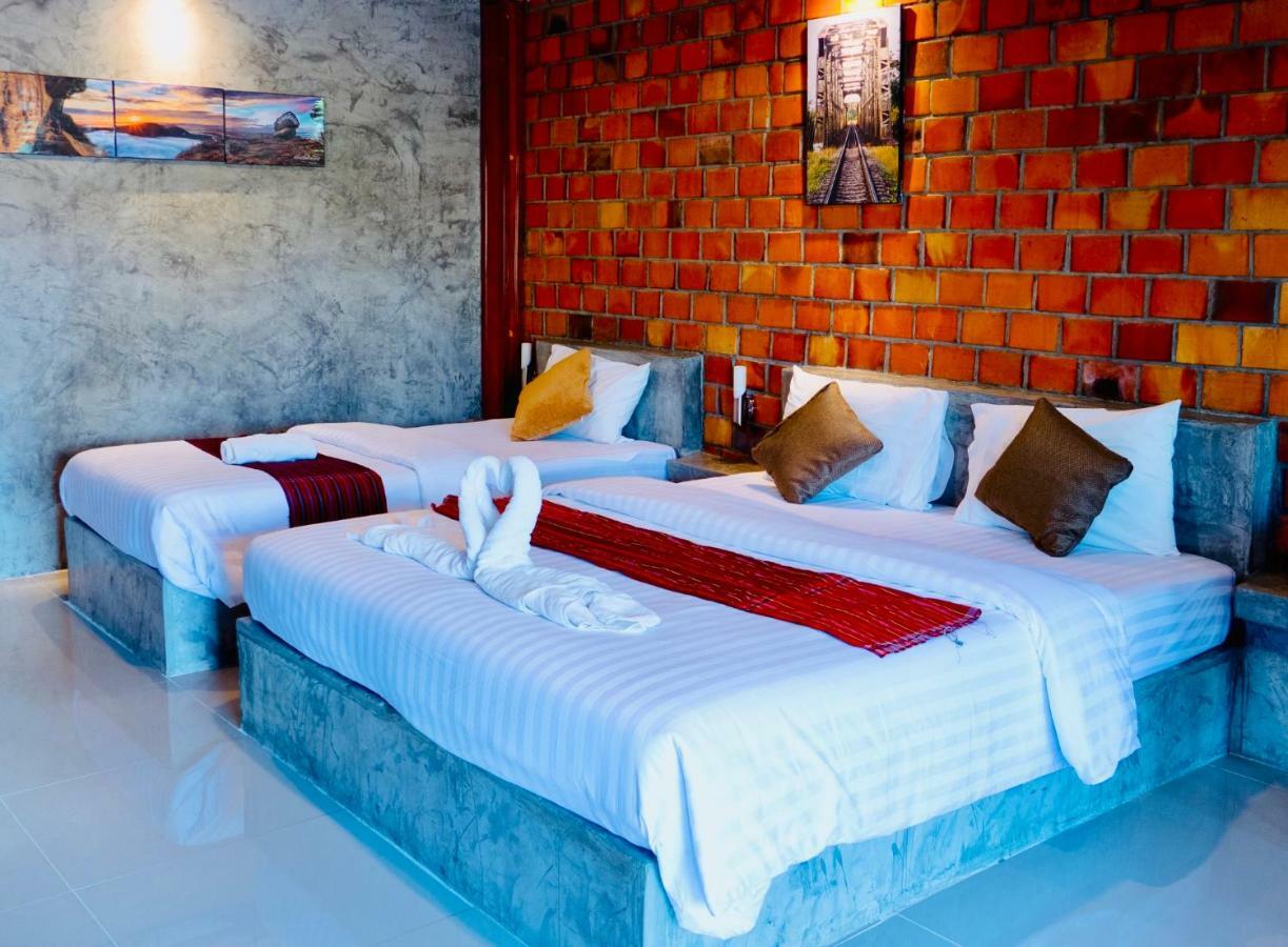 Khum Lanna Boutique Hotel Sisaket エクステリア 写真